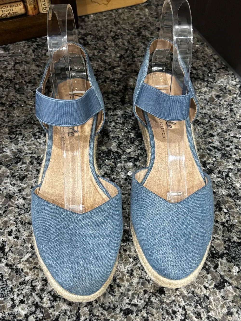 Life Stride Velocity Kimmie Blue Denim Wedge Heels Size 7 1/2
